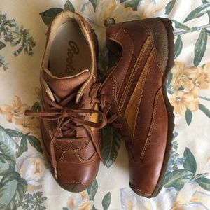 Roots 70's VTG. Brown Leather Mustard Sneakers